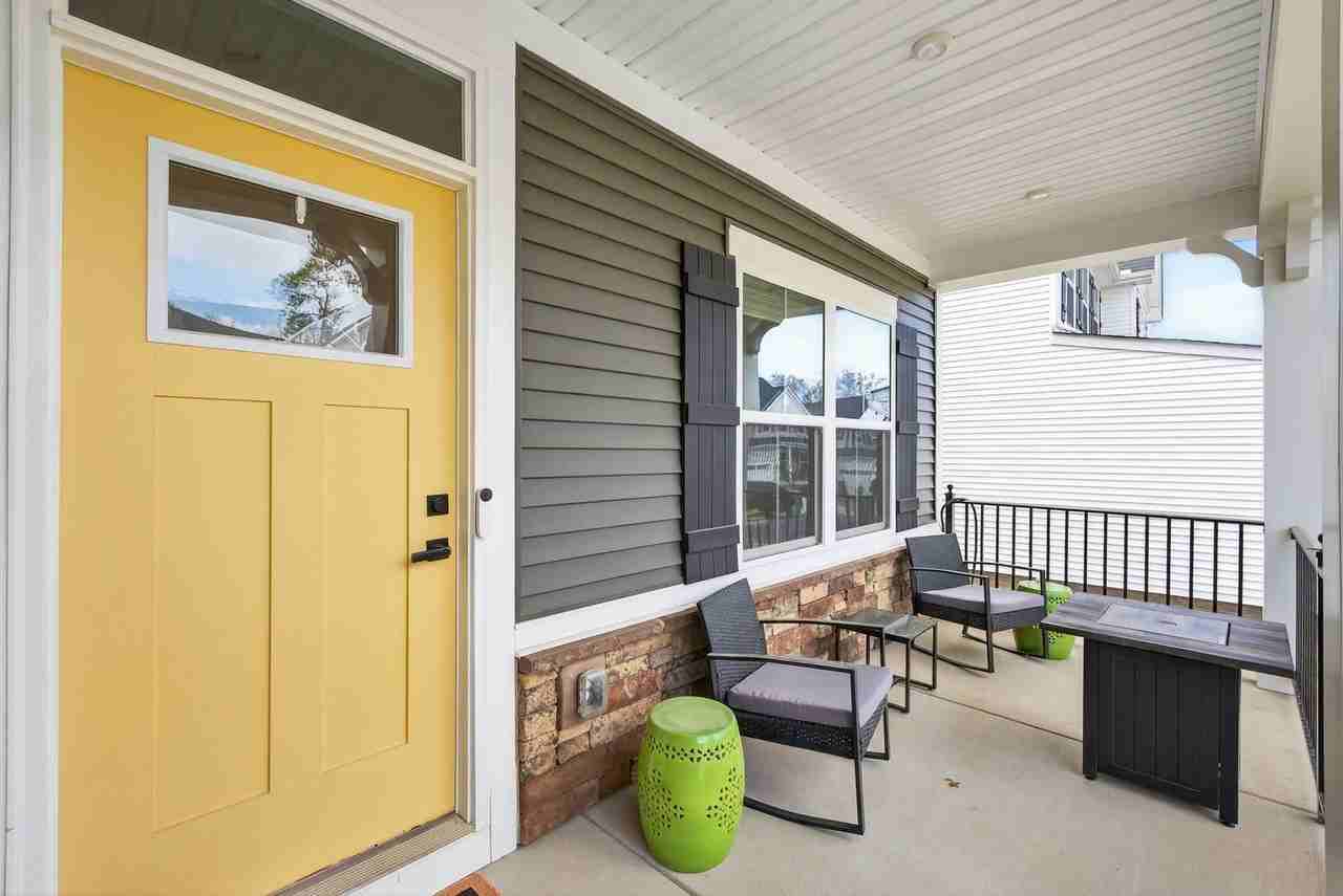 9733 Goldenrod Ct - Photo 5 of 43