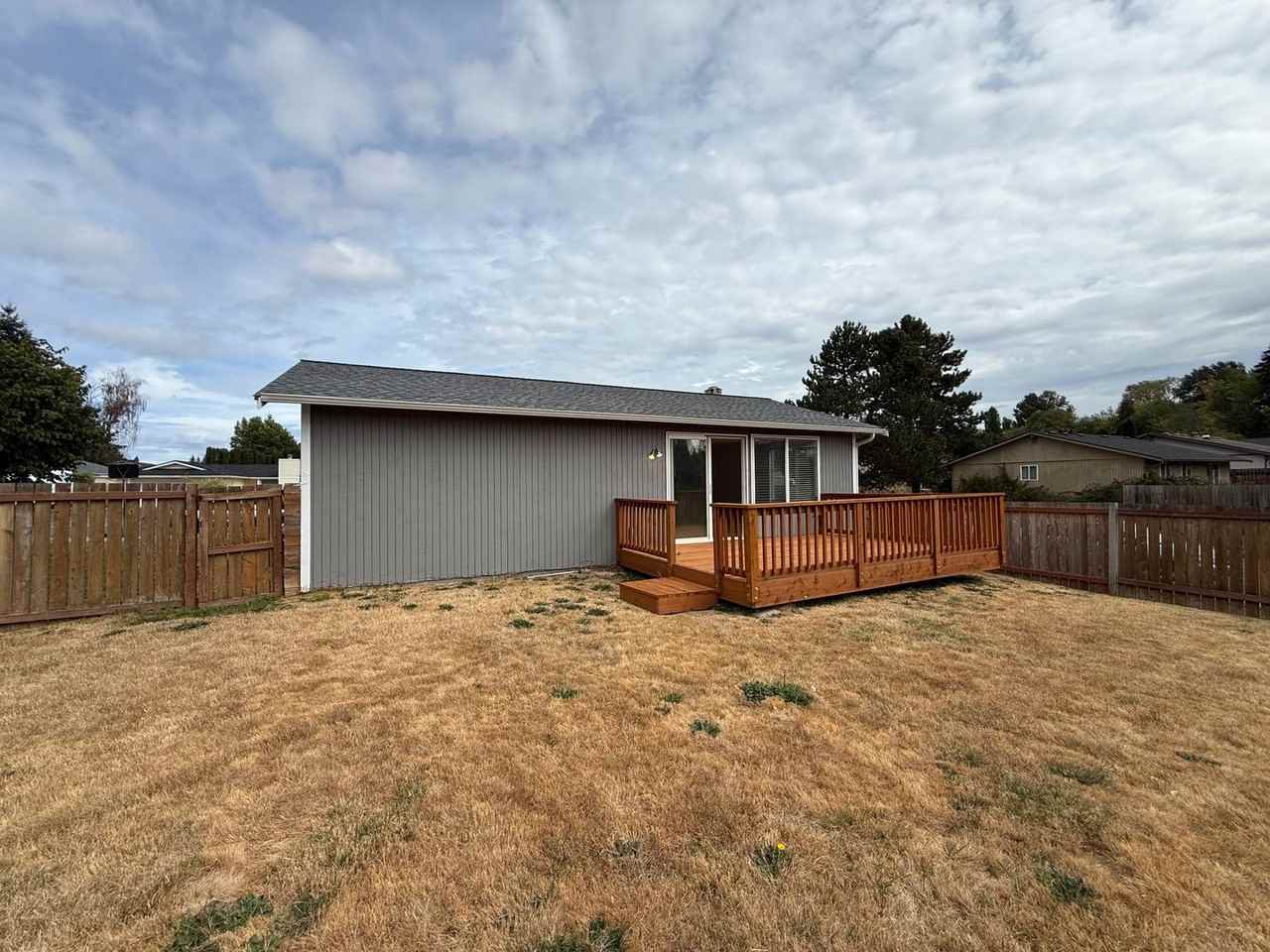 1002 S 94th St - Photo 7 of 14