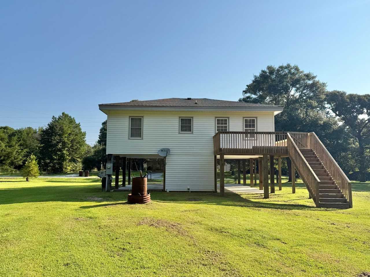 646 Mill Creek Rd - Photo 3 of 15