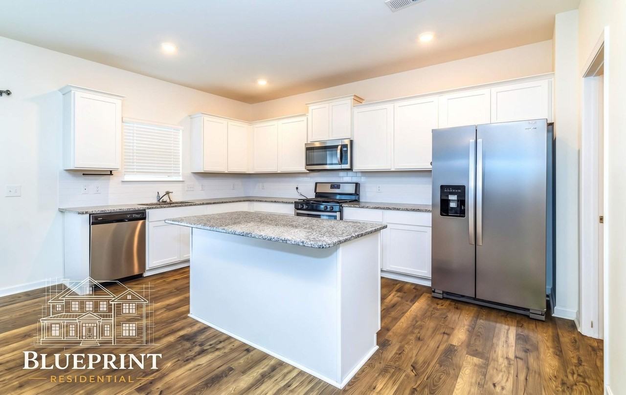 213 Ibis Loop - Photo 3 of 37