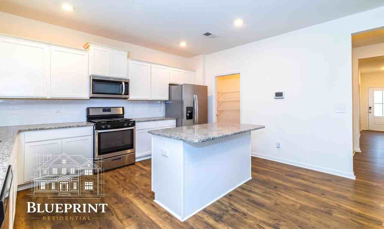 213 Ibis Loop - Photo 7 of 37