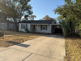 featured image of 2609 28th St