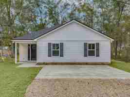 featured image of 24 Maple Dr