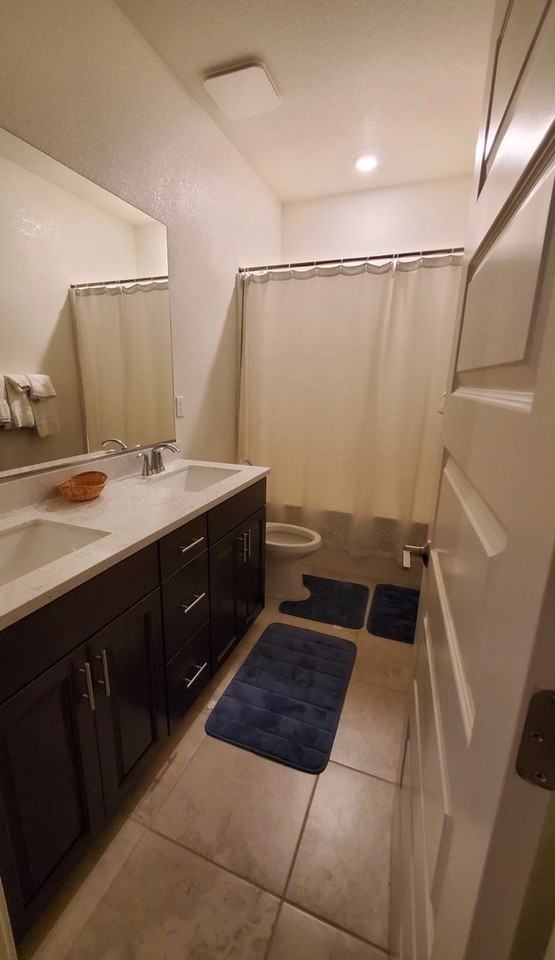 12749 Thorntonhall Dr - Photo 3 of 11