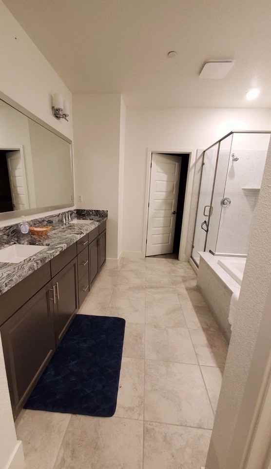 12749 Thorntonhall Dr - Photo 5 of 11