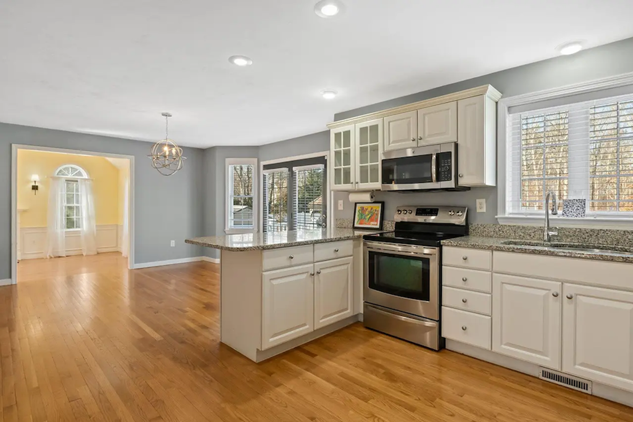 8 Lichen Ln - Photo 2 of 32