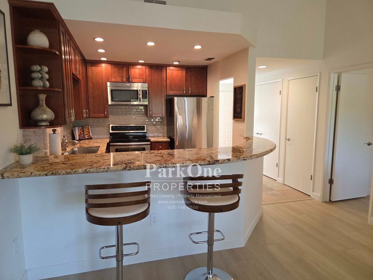 1733 S Villa Way - Photo 5 of 17