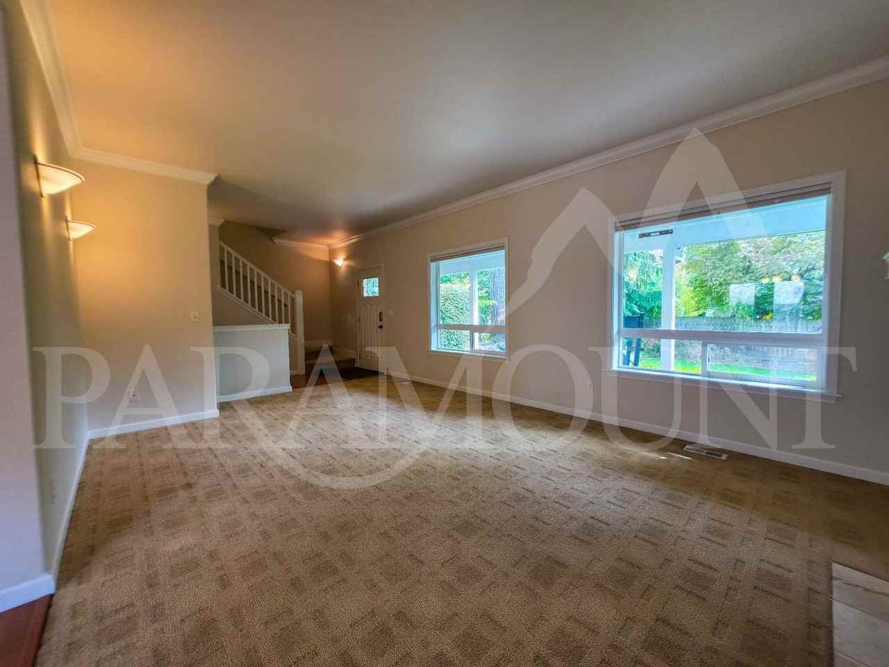 70 Ne Wagon Wheel Rd - Photo 2 of 11