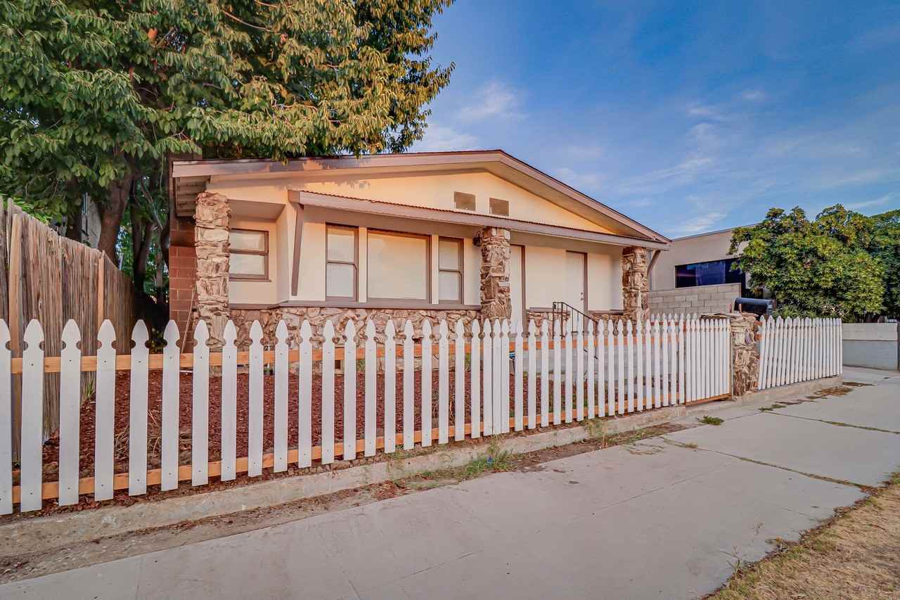 2106 E St - Photo 2 of 18