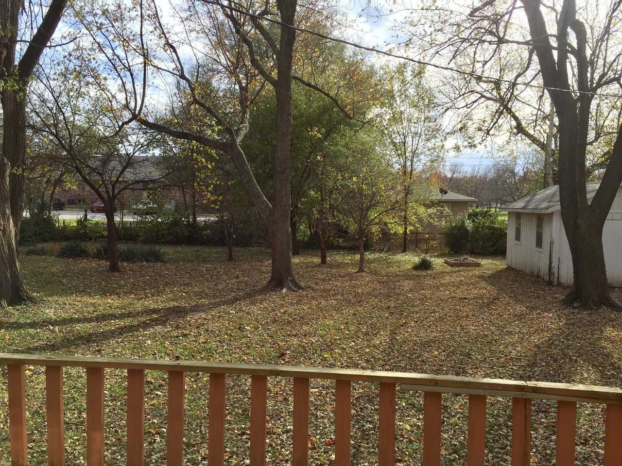 2062 E Elm St - Photo 2 of 16
