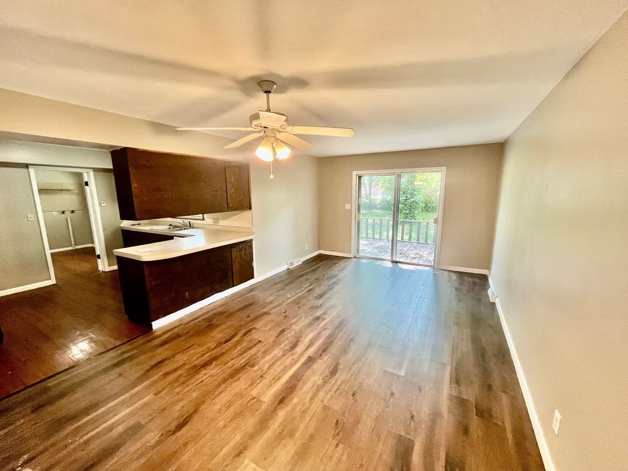 2062 E Elm St - Photo 3 of 16