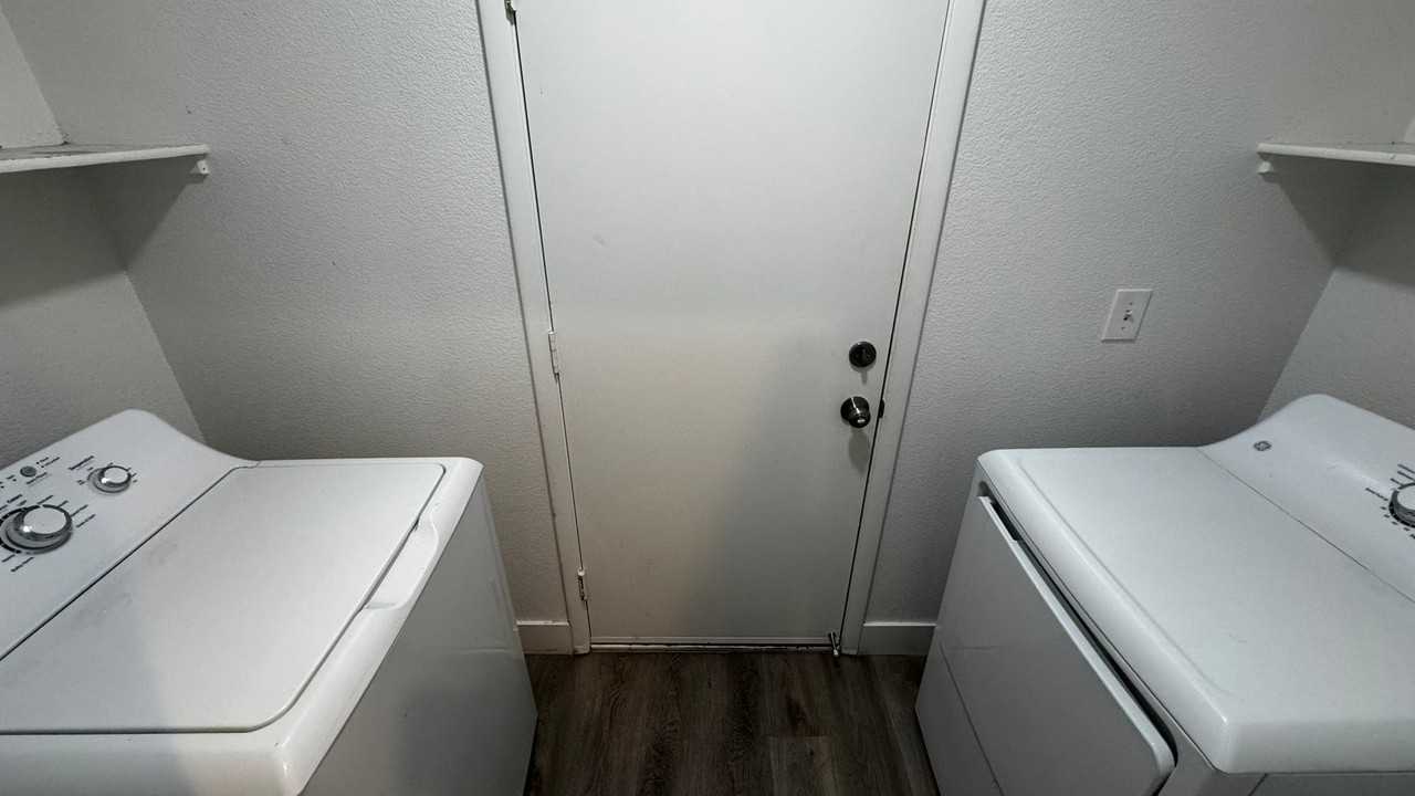 8413 Lost Gold Ave - Photo 6 of 26