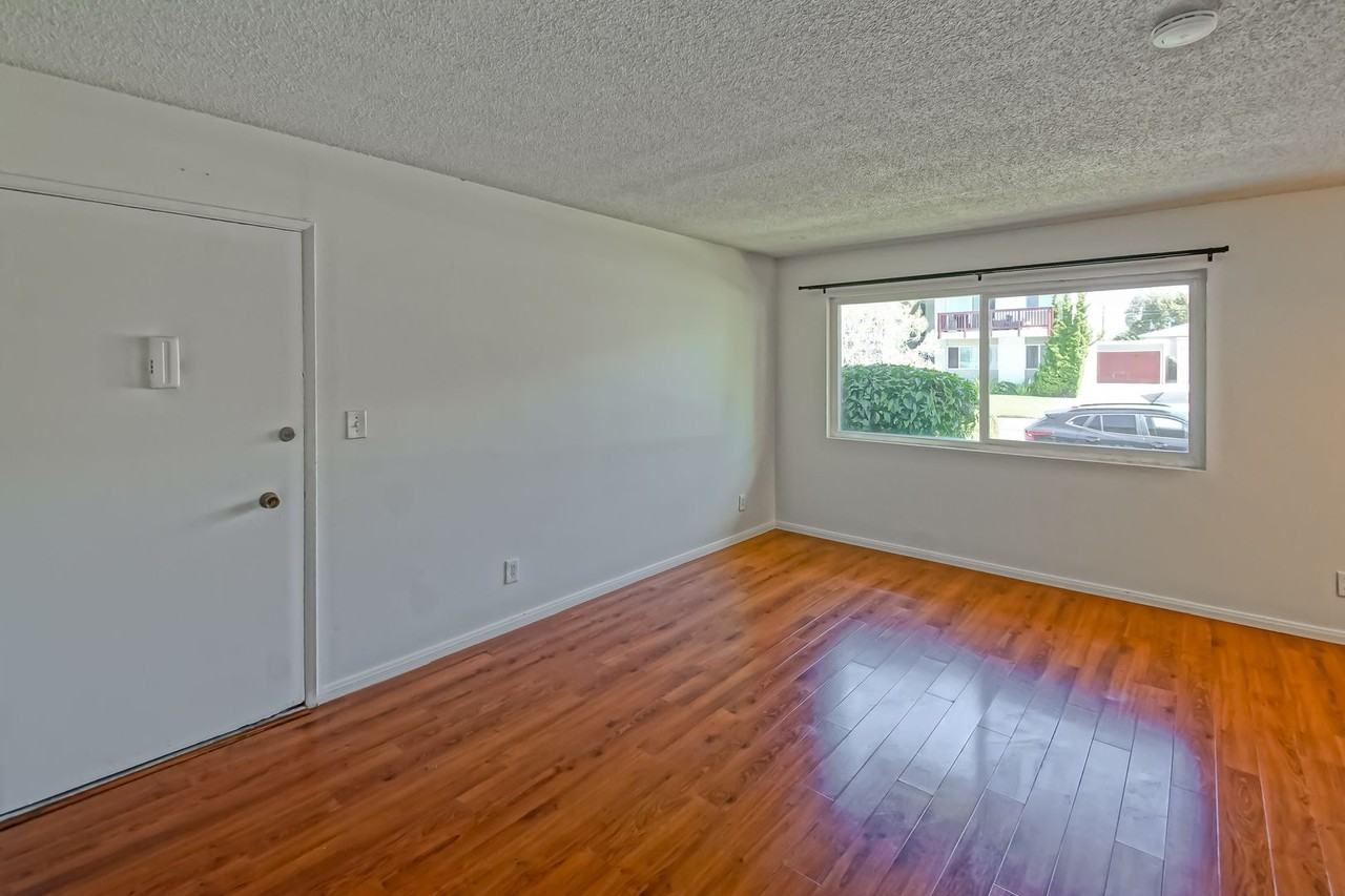 25227 Bigelow Rd #01 - Photo 6 of 29