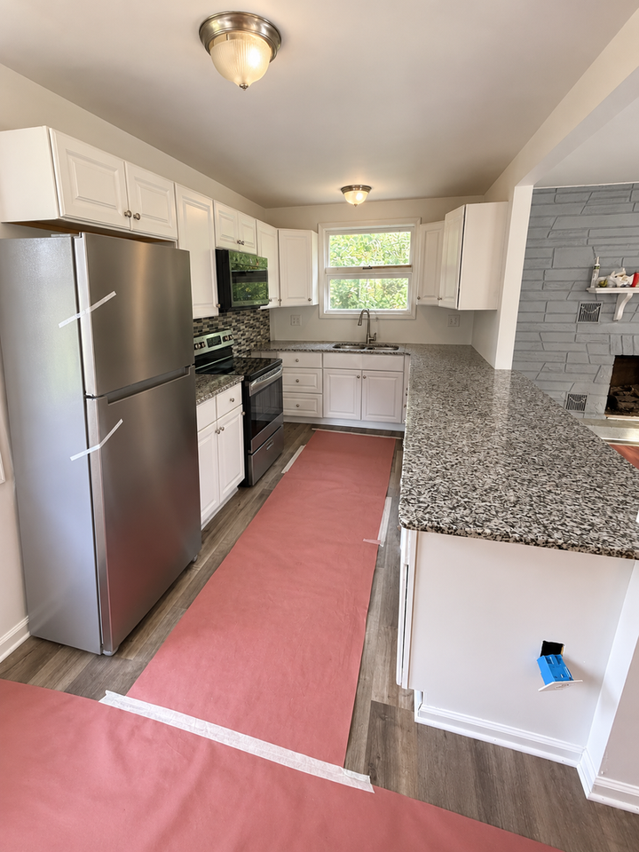 303 Willow Rd - Photo 3 of 9