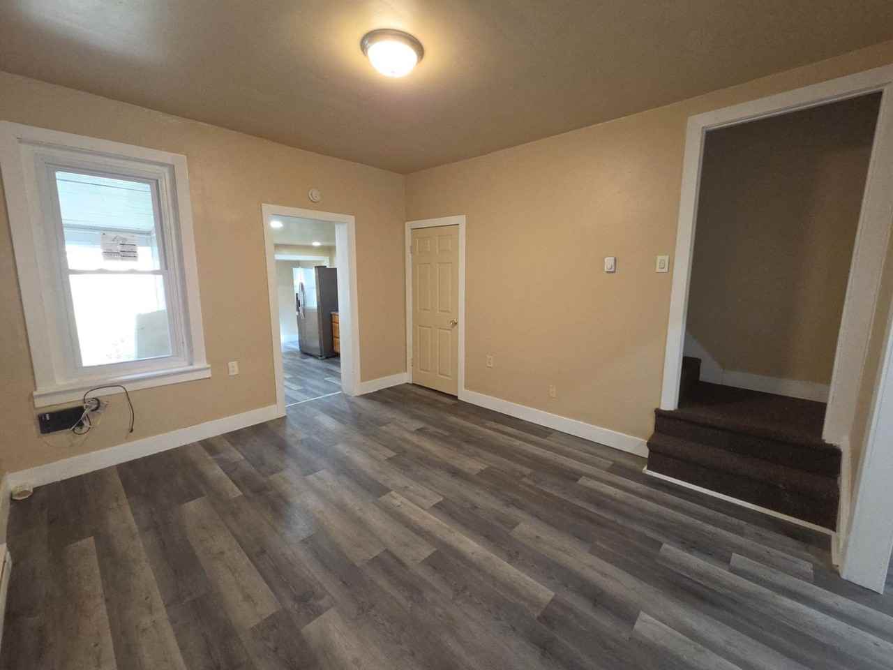 729 Chestnut St - Photo 5 of 16