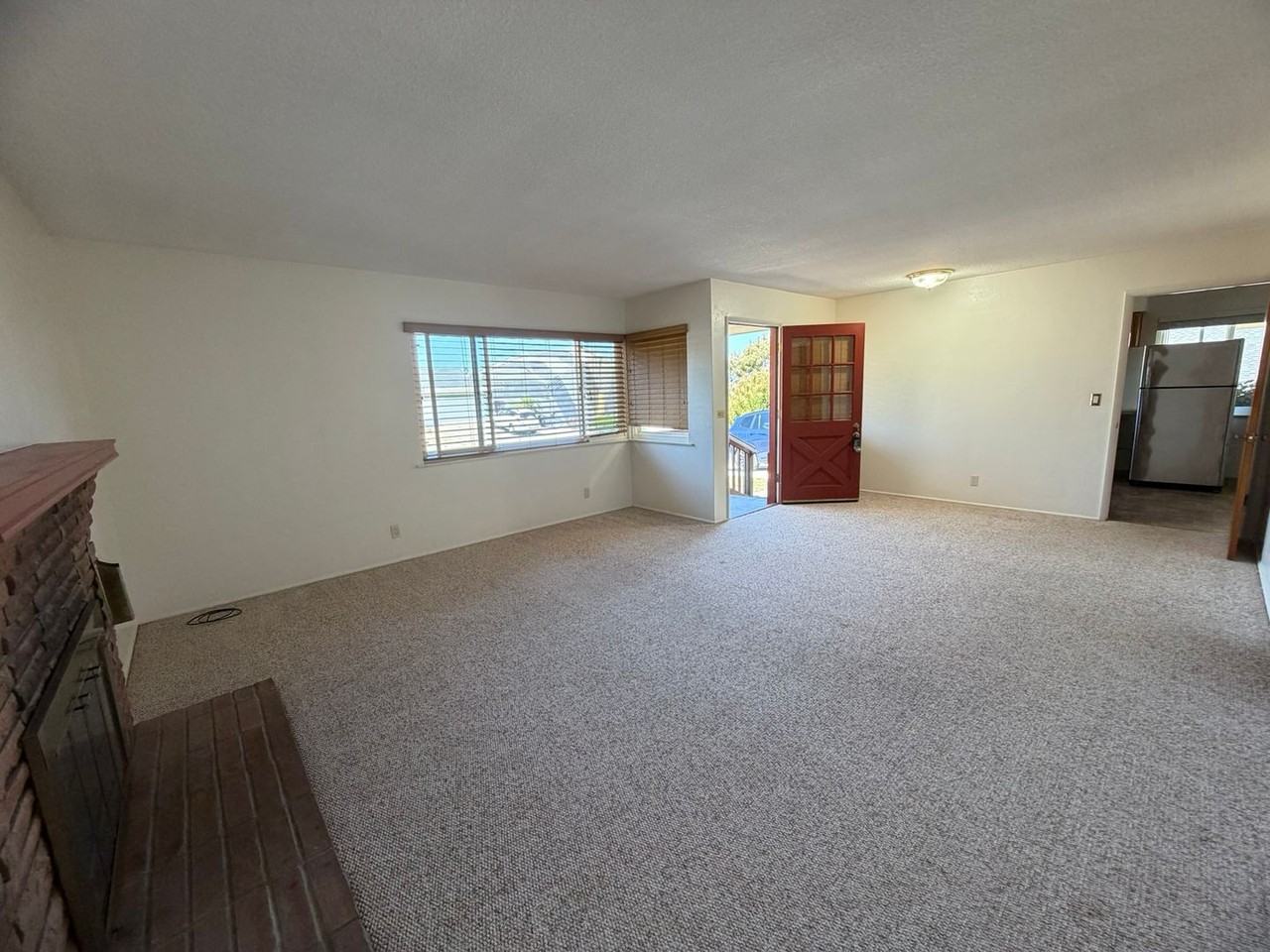 2280 Del Norte St - Photo 2 of 20