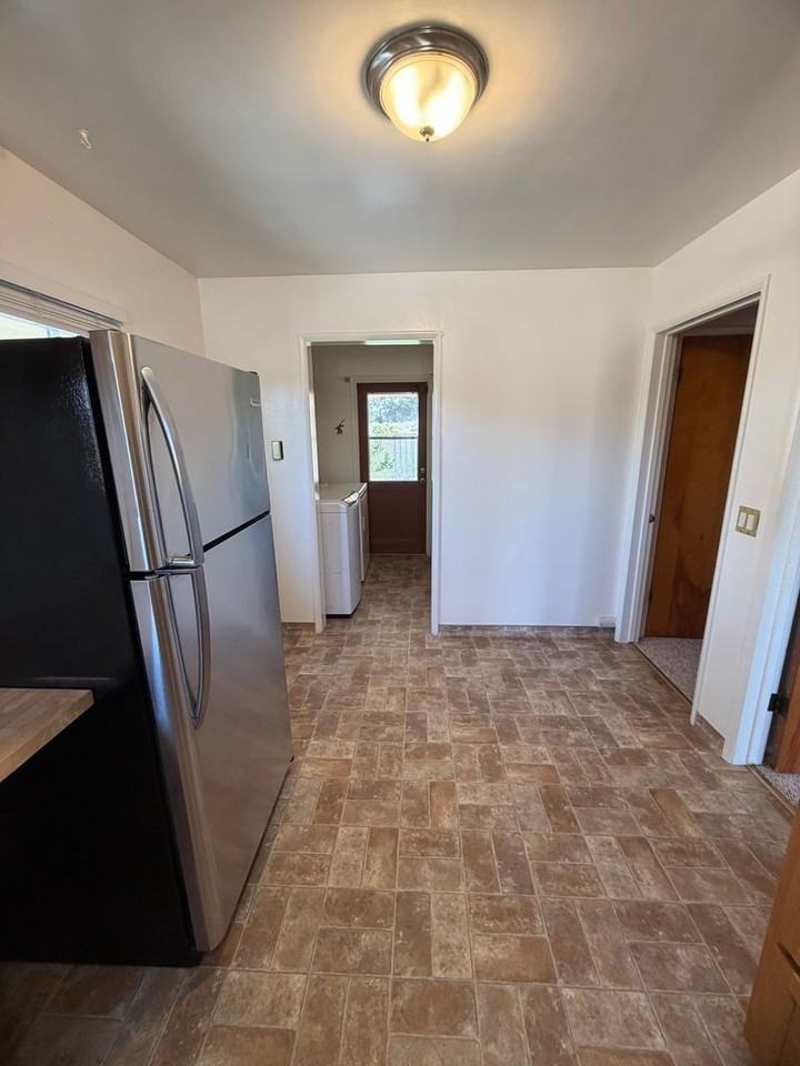 2280 Del Norte St - Photo 6 of 20