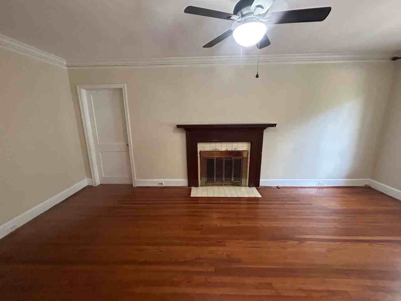 4541 Oxford Rd - Photo 5 of 32