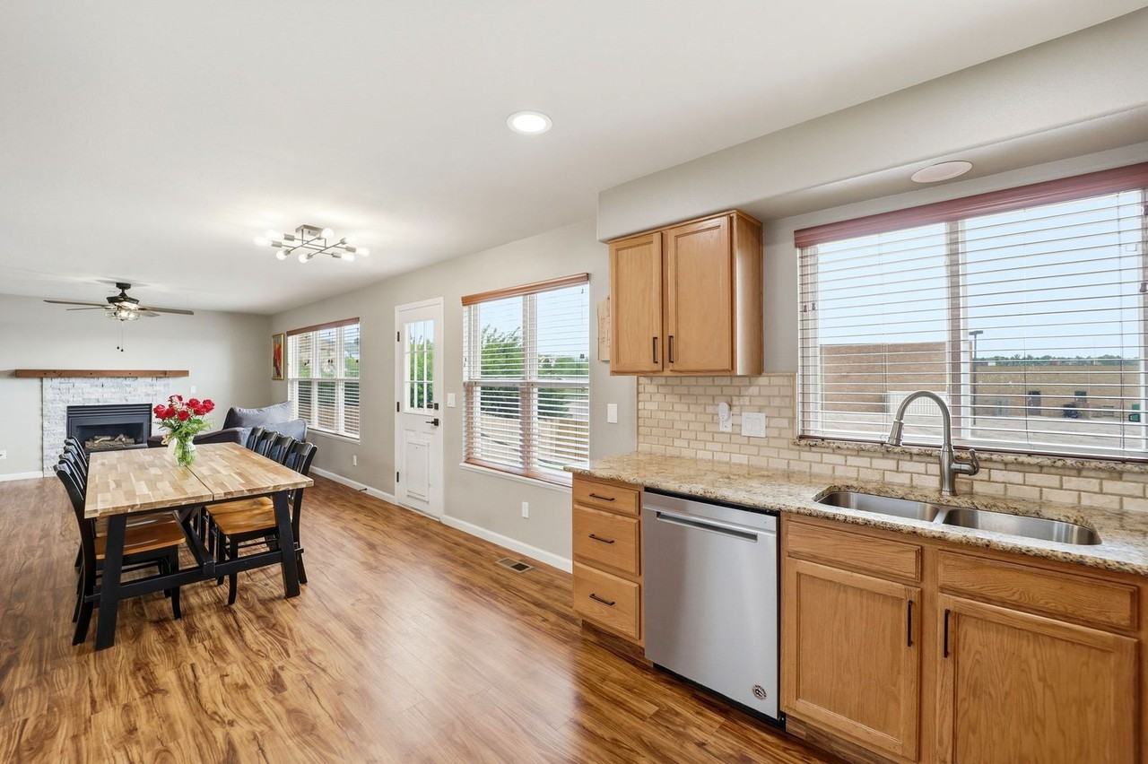 1108 Scarlet Oak Dr - Photo 6 of 36