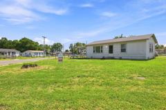 1103 W 17th St - Photo 1 of 1
