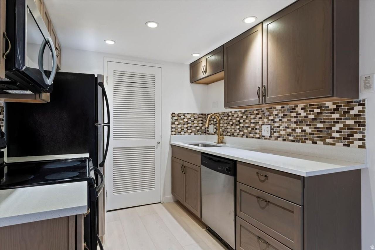 115 S 1100 E #614 - Photo 2 of 13