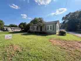 1212 Martin Luther King Ave - Photo 1 of 1
