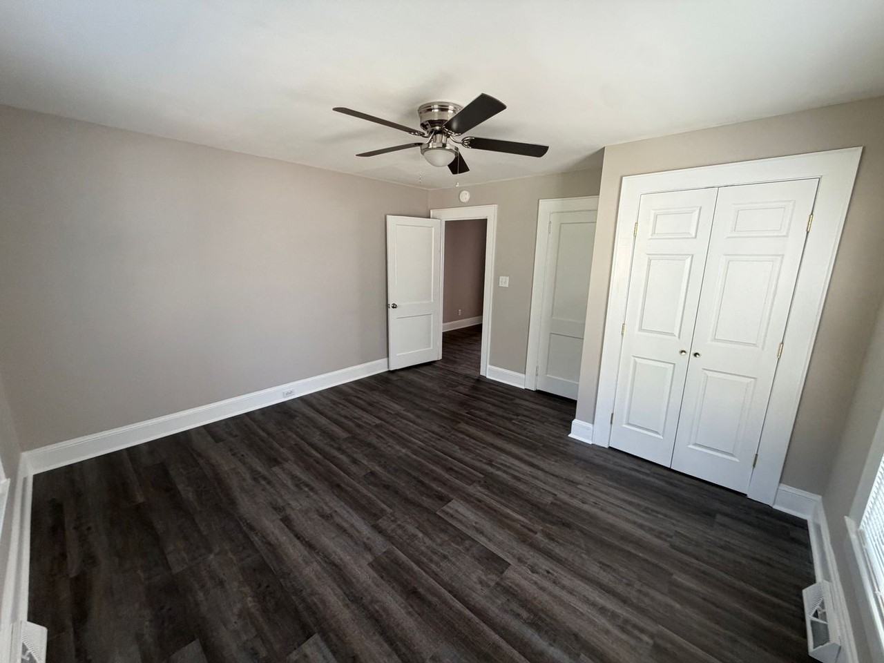 1212 Martin Luther King Ave - Photo 6 of 25