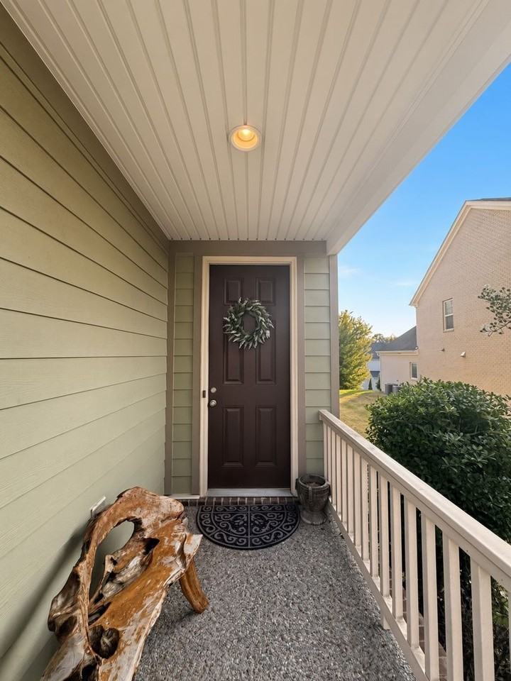 5043 Laughing Brook Ln - Photo 2 of 28