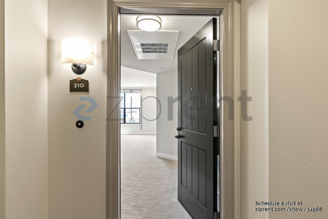 1001 Laurel St #210 - Photo 3 of 19
