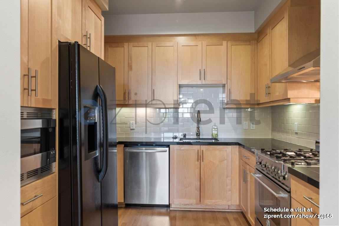 1001 Laurel St #210 - Photo 7 of 19