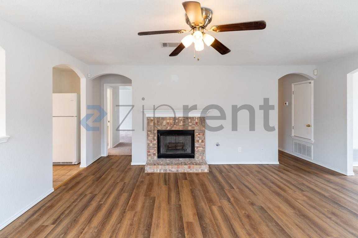 3912 Haleys Way - Photo 4 of 22