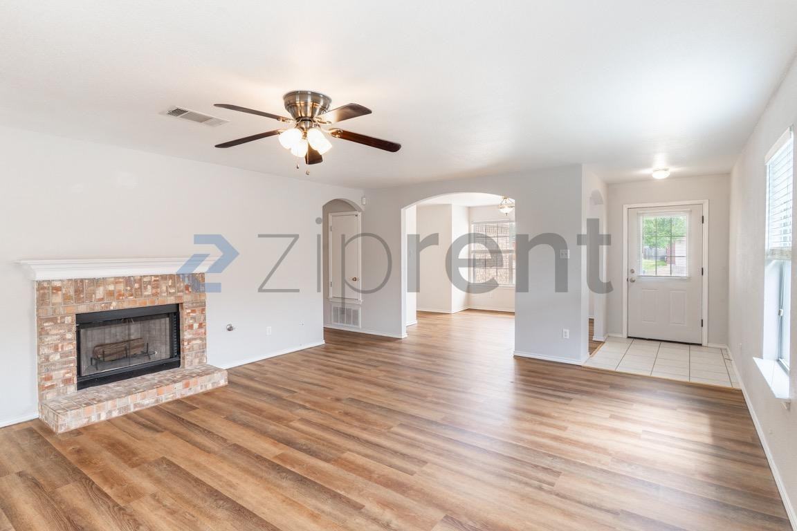 3912 Haleys Way - Photo 5 of 22