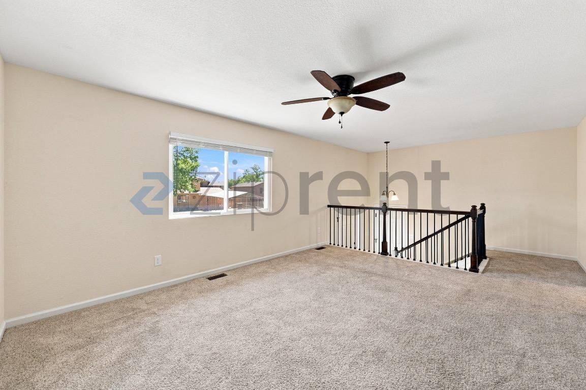 6620 Grand Valley Dr - Photo 4 of 26