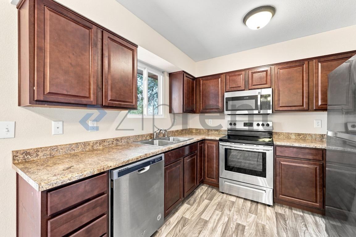 6620 Grand Valley Dr - Photo 7 of 26