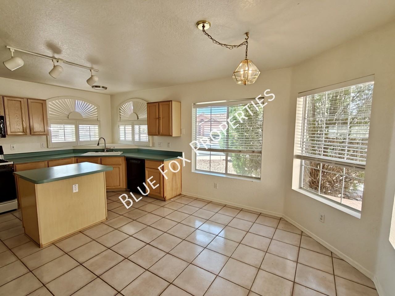 6717 W Nueva Vista Dr - Photo 5 of 27