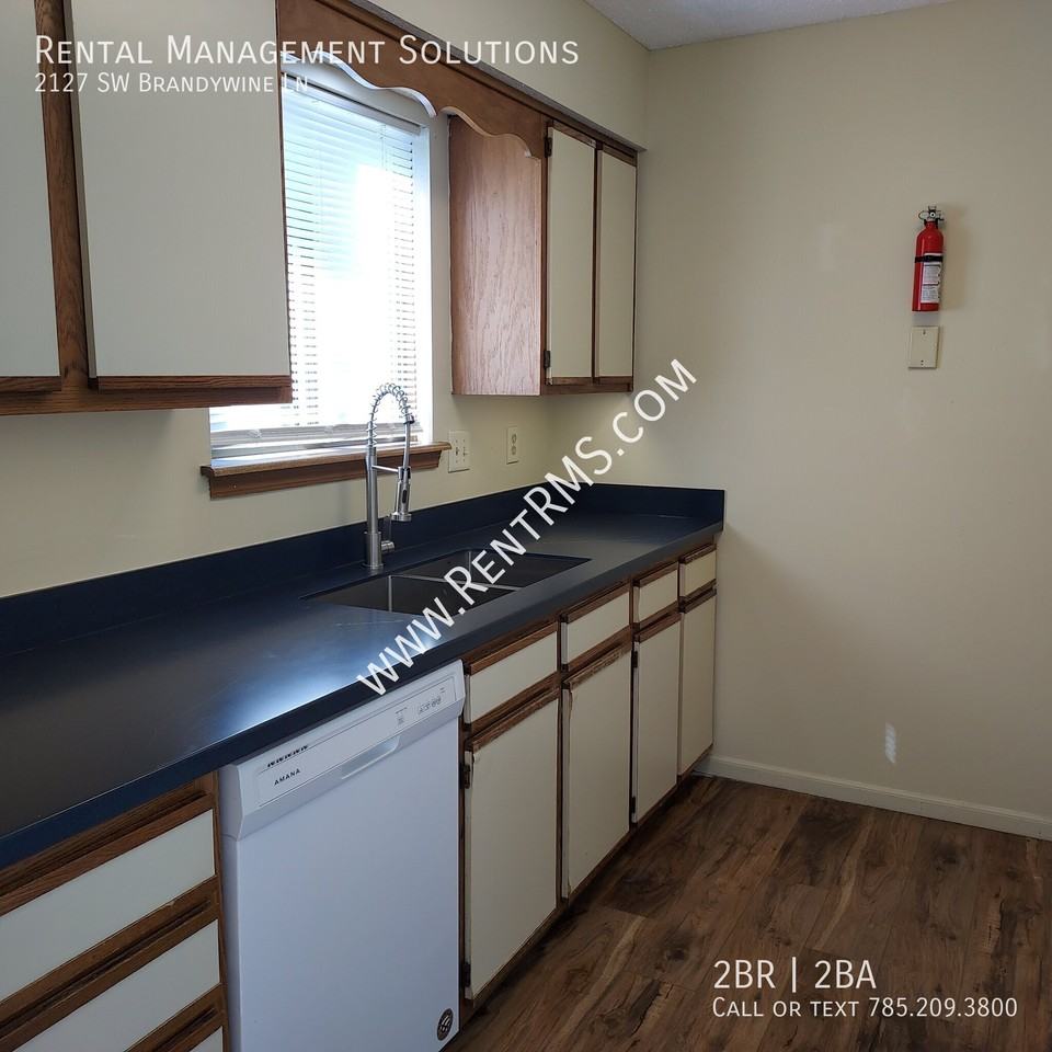 2127 Sw Brandywine Ln - Photo 7 of 28
