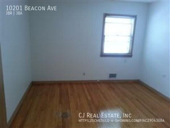 10201 Beacon Ave - Photo 5 of 7