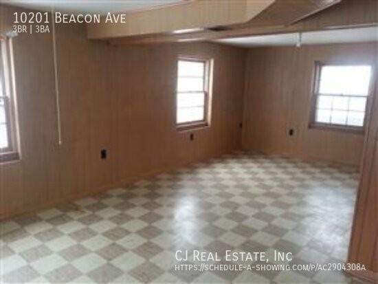 10201 Beacon Ave - Photo 6 of 7