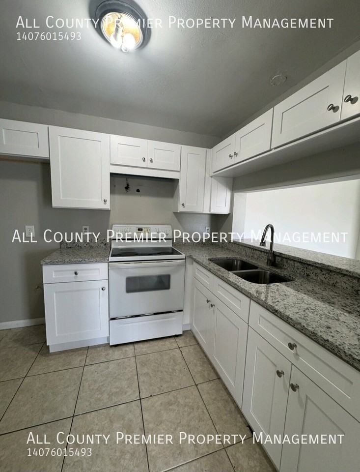 5231 Via Hacienda Cir #218 - Photo 2 of 9