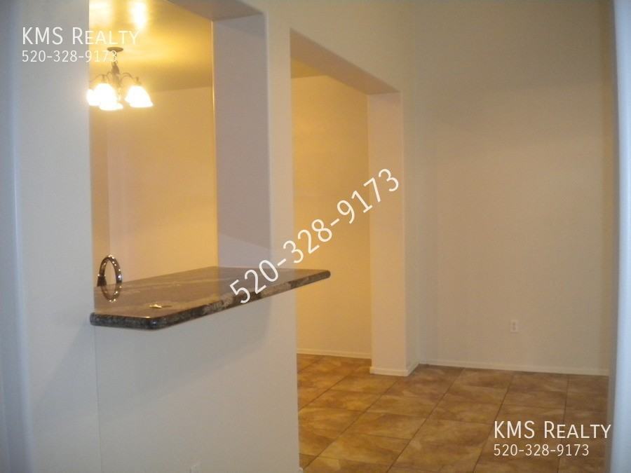 10569 E Forest Falls Ct - Photo 4 of 50