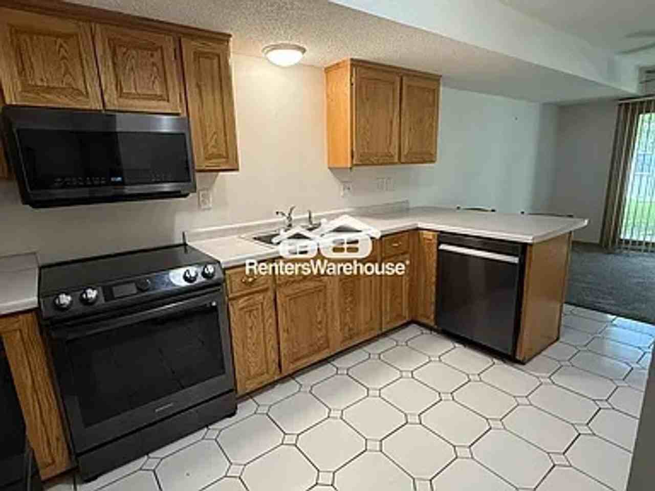 1603 Geske Rd - Photo 5 of 24