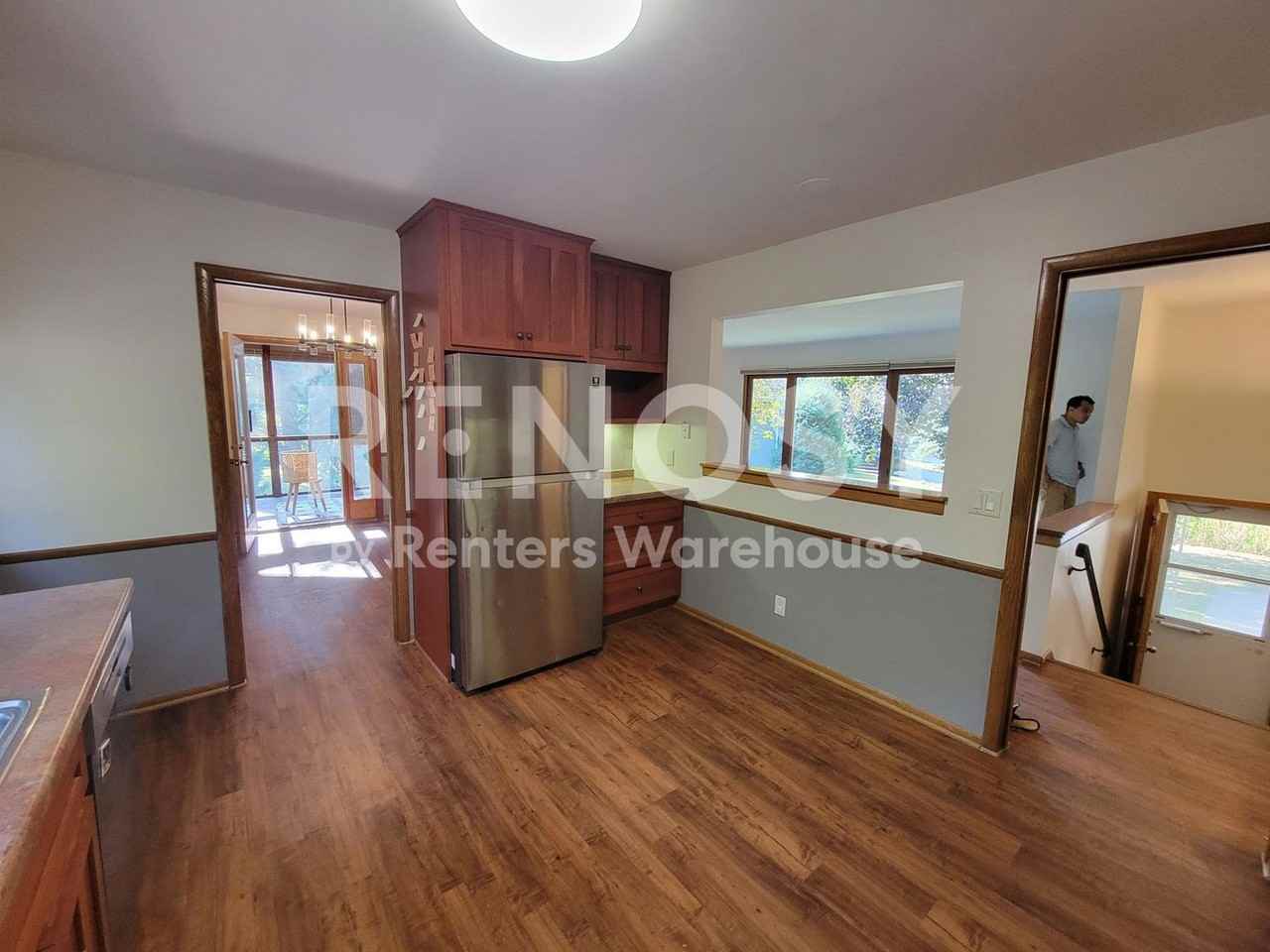 5408 Creek View Ln - Photo 6 of 39