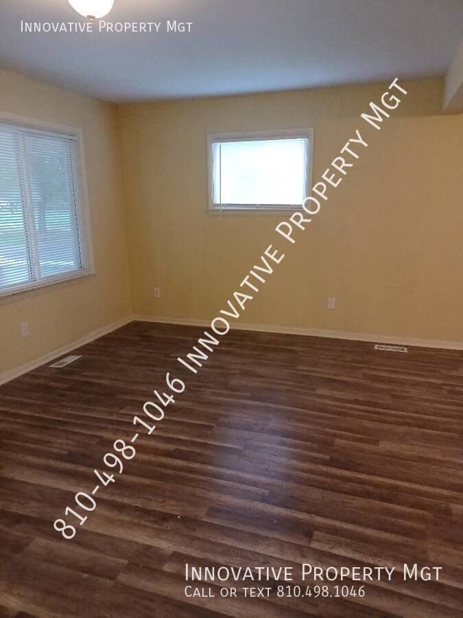 1413 Lincoln Ave #1 - Photo 3 of 18