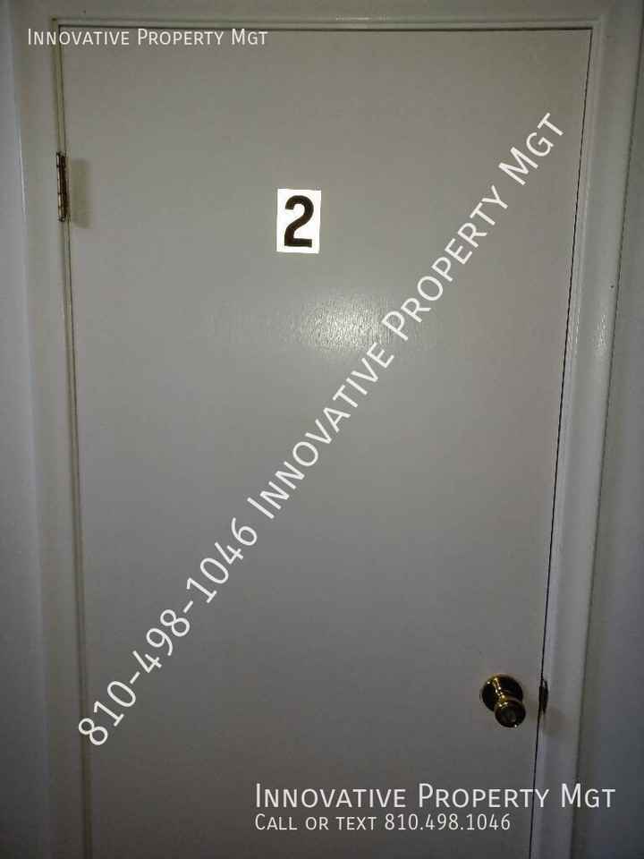 3462 Ridgecliffe Dr #2 - Photo 3 of 21