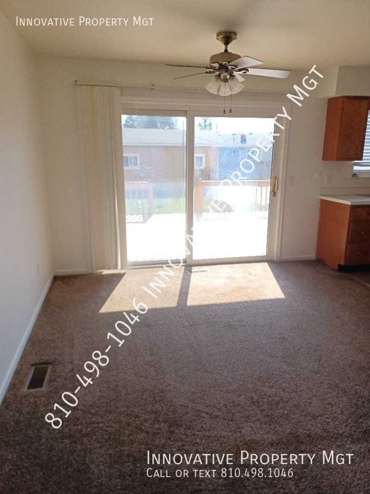 3462 Ridgecliffe Dr #2 - Photo 6 of 21