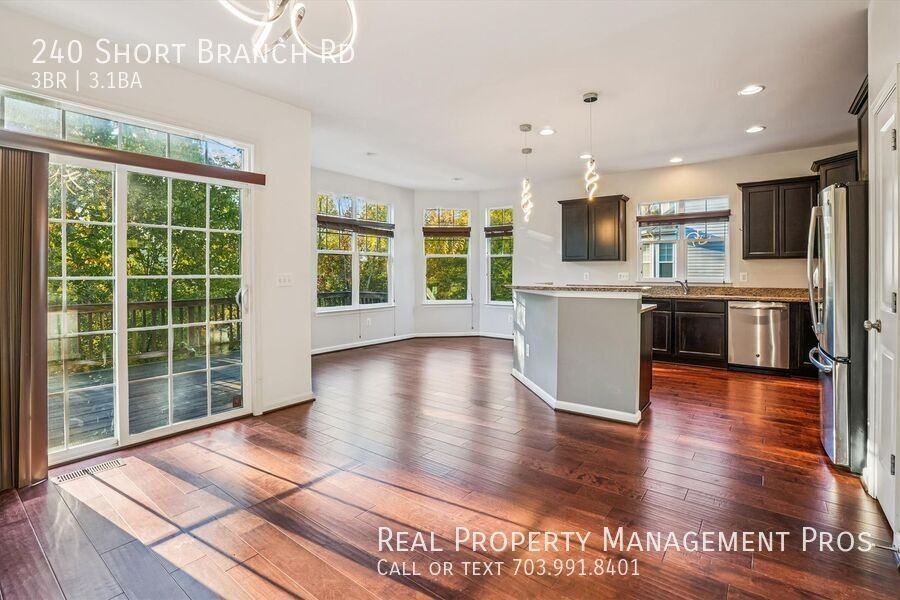 240 Short Branch Rd - Photo 4 of 22