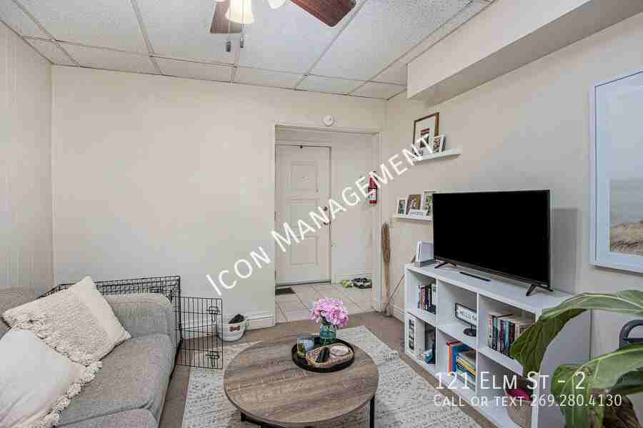 121 Elm St #2 - Photo 3 of 13