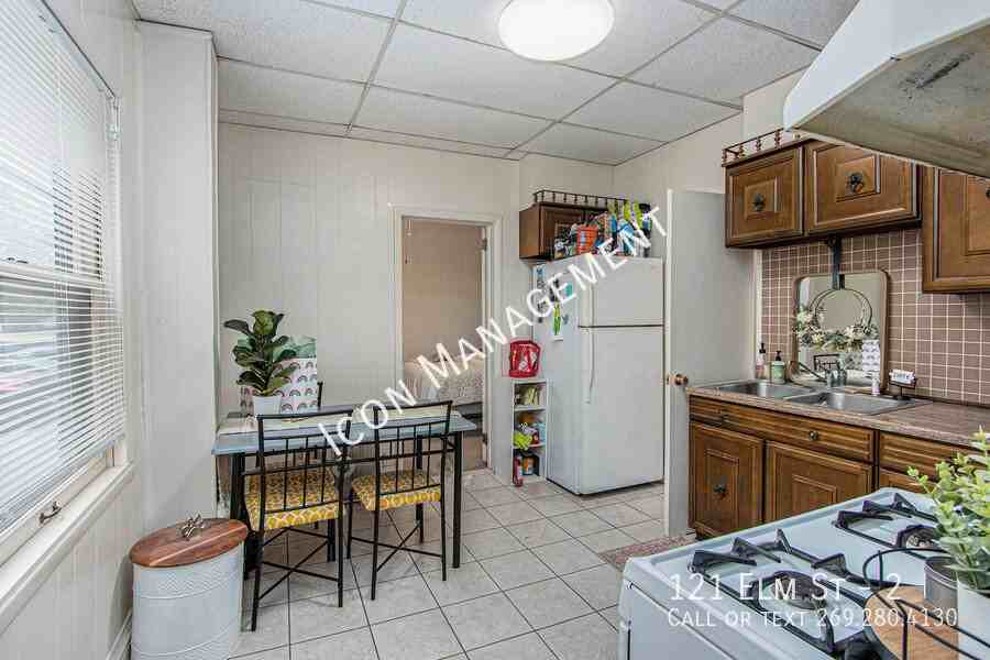 121 Elm St #2 - Photo 6 of 13