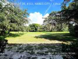 featured image of 3033 Camelot Dr #33844