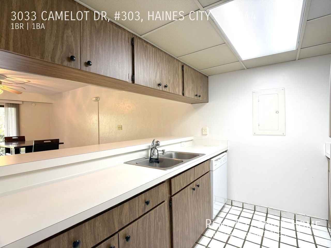 3033 Camelot Dr #33844 - Photo 3 of 20